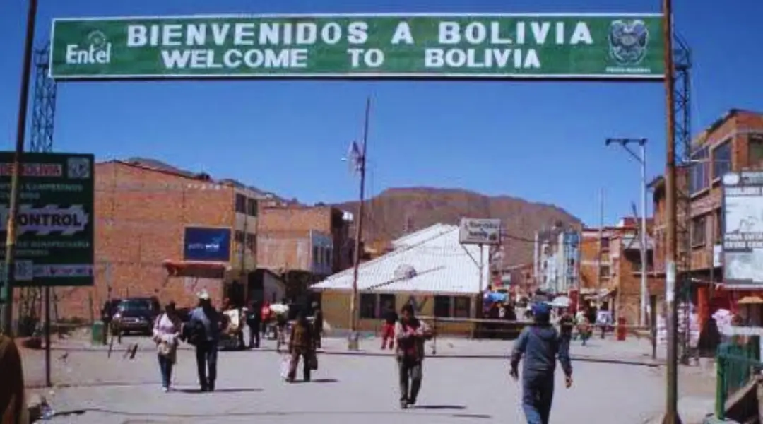 puerto en el Lago Titicaca