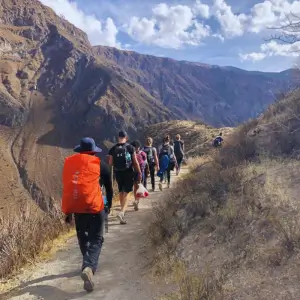 TREKKING PARA A COLCA CANYON NA AREQUIPA 2D / 1N