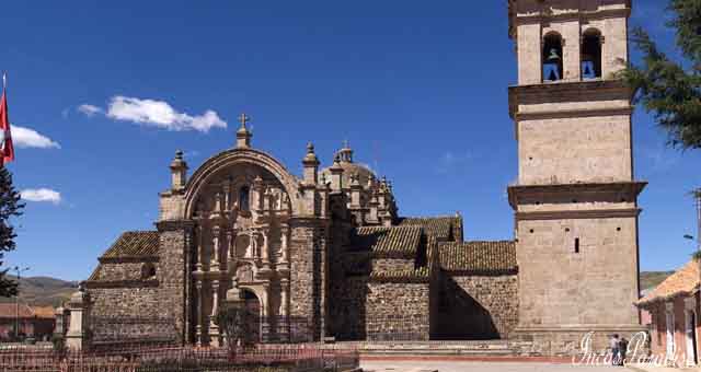 Templo Santiago Apostol en Lampa - Puno